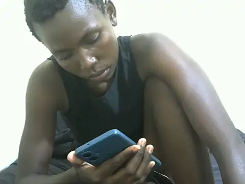 Snapshot of cute_avy0 chatting on 06-16-26, 06:32 cute avy0 online show from 06-16-26, 06:32
