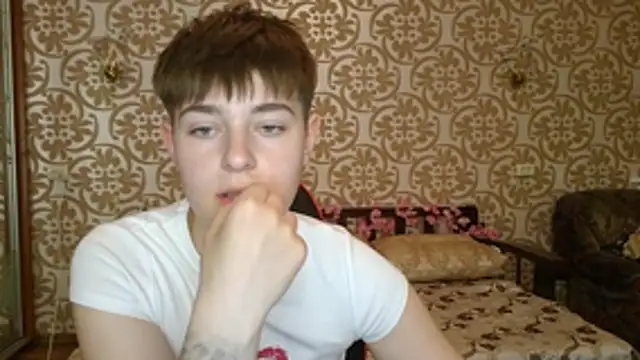 EmyHills online show from 07-25-26, 06:16
