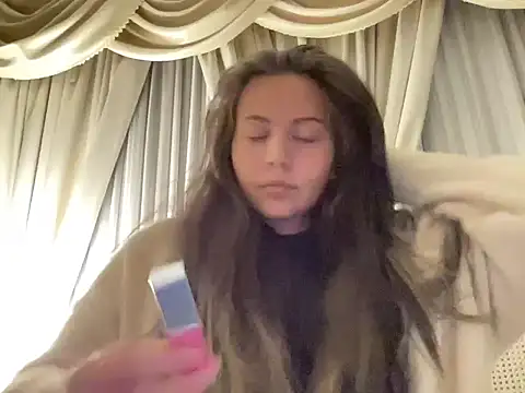 Peaches0777 online show from 06-24-26, 01:15