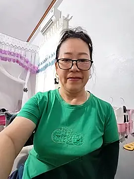 Snapshot of Ai_babylove chatting on 06-10-26, 11:57 Ai babylove online show from 06-10-26, 11:57