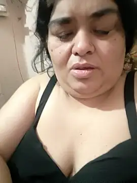simranjeet kaur69 online show from 06-01-26, 07:37