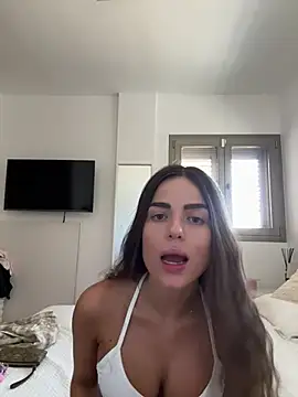 miaabelluccii online show from 07-17-26, 01:40