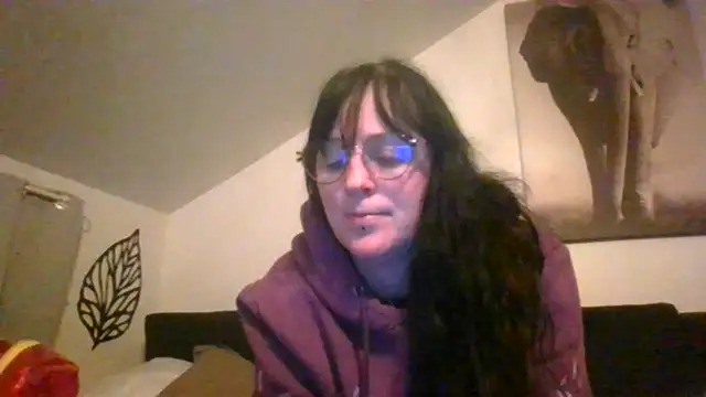 Snapshot of sexujuly88 chatting on 11-24-25, 10:20 sexujuly88 online show from 11-24-25, 10:20