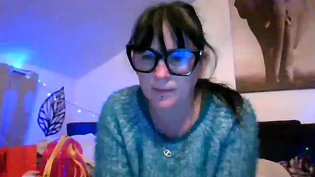 Snapshot of sexujuly88 chatting on 01-05-26, 10:24 sexujuly88 online show from 01-05-26, 10:24