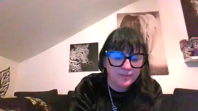 Snapshot of sexujuly88 chatting on 02-14-26, 11:12 sexujuly88 online show from 02-14-26, 11:12