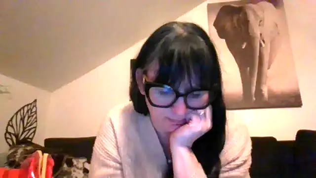 Snapshot of sexujuly88 chatting on 03-05-26, 10:50 sexujuly88 online show from 03-05-26, 10:50