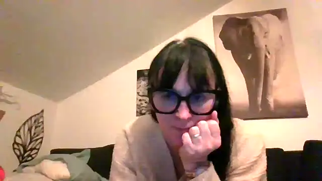 Snapshot of sexujuly88 chatting on 03-08-26, 09:51 sexujuly88 online show from 03-08-26, 09:51