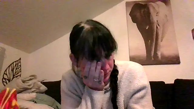 Snapshot of sexujuly88 chatting on 03-10-26, 10:04 sexujuly88 online show from 03-10-26, 10:04