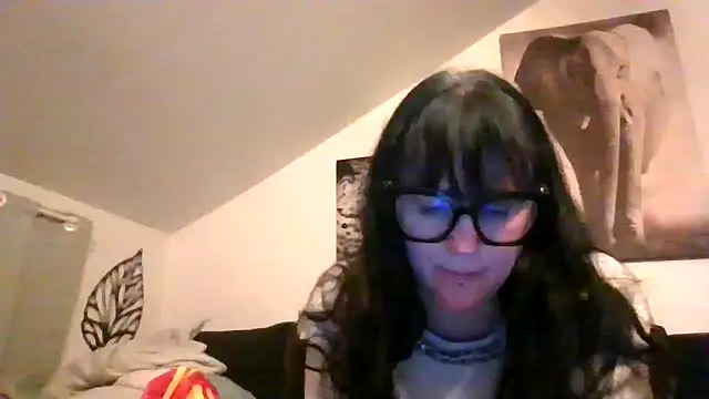 Snapshot of sexujuly88 chatting on 03-12-26, 10:05 sexujuly88 online show from 03-12-26, 10:05