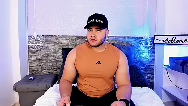 apolorusso online show from 07-10-26, 05:45