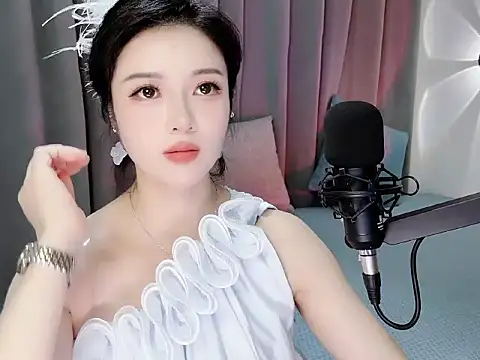 Momo-Wow online show from 06-05-26, 04:52