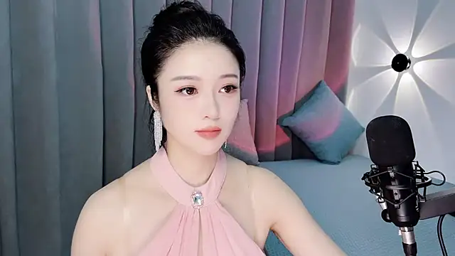 Momo-Wow online show from 07-01-26, 05:42