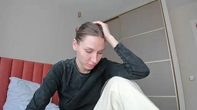 SofiClimbing online show from 02-11-25, 06:51