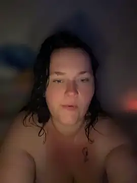 Snapshot of CurvyScarlett69 chatting on 06-08-26, 09:15 CurvyScarlett69 online show from 06-08-26, 09:15
