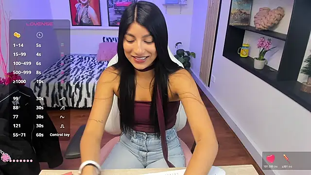 Hailey Adams online show from 07-16-26, 12:22