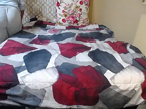 Thickmisspearl23 online show from 06-28-26, 11:00