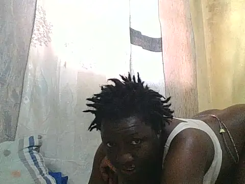Snapshot of Ebony_creamie chatting on 06-09-26, 10:49 Ebony creamie online show from 06-09-26, 10:49