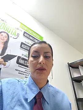 ALEJANDRA  28 online show from 06-09-26, 02:28