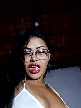 Snapshot of Silmara21 chatting on 06-29-26, 10:54 Silmara21 online show from 06-29-26, 10:54