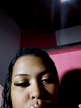 Snapshot of Silmara21 chatting on 07-10-26, 05:48 Silmara21 online show from 07-10-26, 05:48