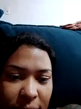 Snapshot of Silmara21 chatting on 07-15-26, 11:48 Silmara21 online show from 07-15-26, 11:48