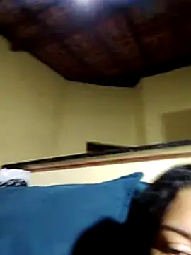 Snapshot of Silmara21 chatting on 07-31-26, 05:07 Silmara21 online show from 07-31-26, 05:07
