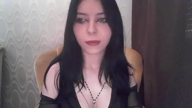 Snapshot of RileyTight chatting on 06-24-26, 08:35 RileyTight online show from 06-24-26, 08:35