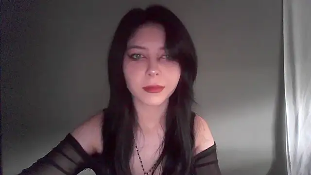 Snapshot of RileyTight chatting on 07-13-26, 08:17 RileyTight online show from 07-13-26, 08:17