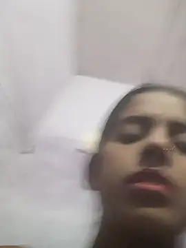 Saloni-Tyagi online show from 06-26-26, 05:17
