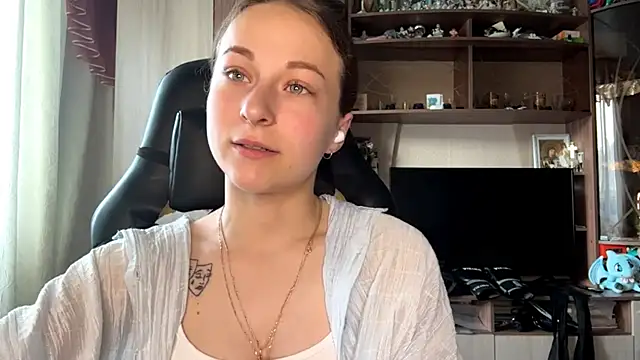 Snapshot of TaIliedGuest chatting on 06-19-26, 03:22 TaIliedGuest online show from 06-19-26, 03:22