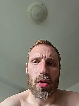 MrHot20cm online show from 06-26-26, 04:00