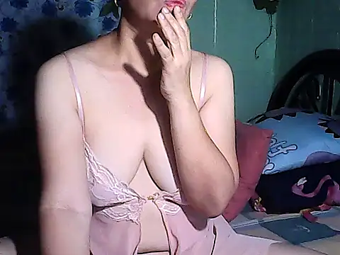 xxadeline47xx online show from 07-05-26, 09:44
