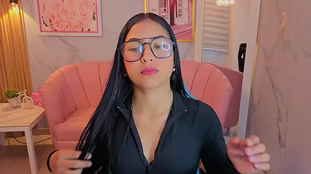 lia x a online show from 06-05-26, 01:17