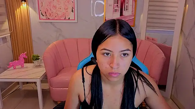 Snapshot of lia_x_a chatting on 06-19-26, 12:42 lia x a online show from 06-19-26, 12:42