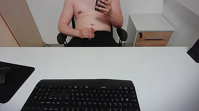 NightShadee2 online show from 06-02-26, 07:49