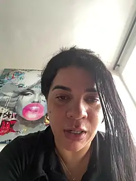 Snapshot of Siri_Luxx chatting on 06-16-26, 04:31 Siri Luxx online show from 06-16-26, 04:31