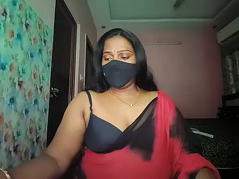 Snapshot of Meenakshy chatting on 07-08-26, 03:05 Meenakshy online show from 07-08-26, 03:05