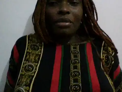 Snapshot of MissElsie21 chatting on 06-12-26, 08:30 MissElsie21 online show from 06-12-26, 08:30