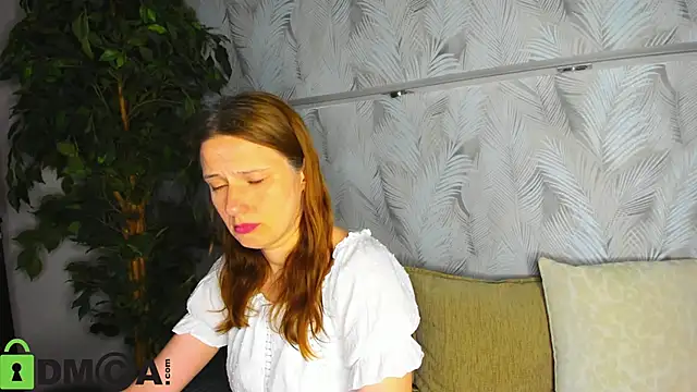 Kathrine-Meyer online show from 06-10-26, 01:06