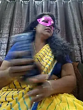 Hot Sreeja Tamil online show from 08-04-26, 04:26