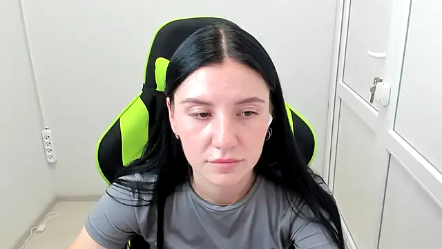 Snapshot of PatteMeoww chatting on 07-15-26, 12:21 PatteMeoww online show from 07-15-26, 12:21