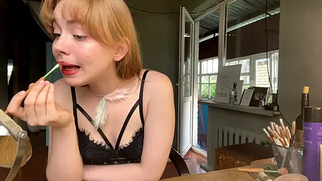 LollyAngel online show from 06-28-26, 04:02