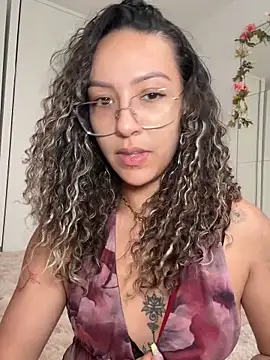 leana bgeee online show from 06-18-26, 02:54
