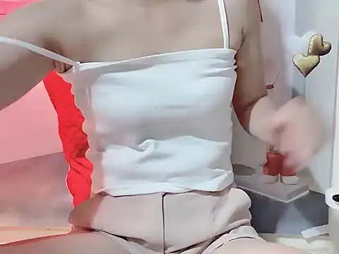 -Lylyn- online show from 06-21-26, 10:12