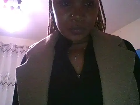 Snapshot of CreamyQueen254 chatting on 07-08-26, 04:33 CreamyQueen254 online show from 07-08-26, 04:33