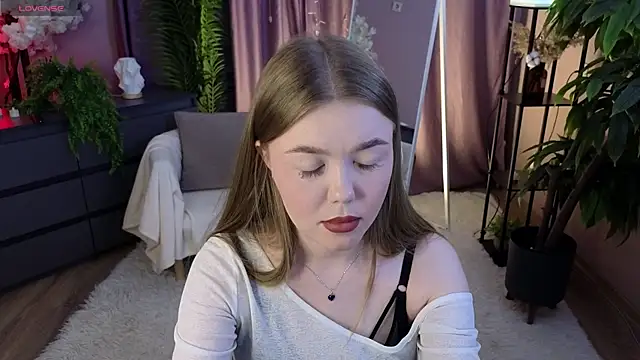 Snapshot of Lina_deels chatting on 06-26-26, 07:07 Lina deels online show from 06-26-26, 07:07