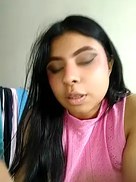 Snapshot of DanniValencia chatting on 07-17-26, 03:18 DanniValencia online show from 07-17-26, 03:18