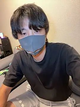Snapshot of Natsu_x_ chatting on 07-16-26, 02:45 Natsu x online show from 07-16-26, 02:45