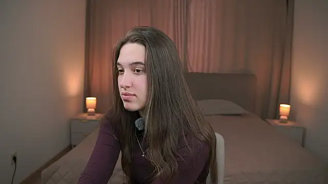 MeliaCusanelli online show from 06-05-26, 05:14