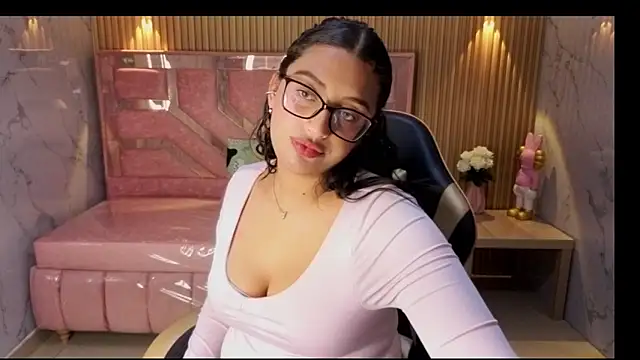 Snapshot of Marya_stevens_s chatting on 06-04-26, 08:04 Marya stevens s online show from 06-04-26, 08:04
